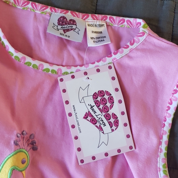 Ann Loren pink tank/pant set with peacock/ruffles - Picture 7 of 7